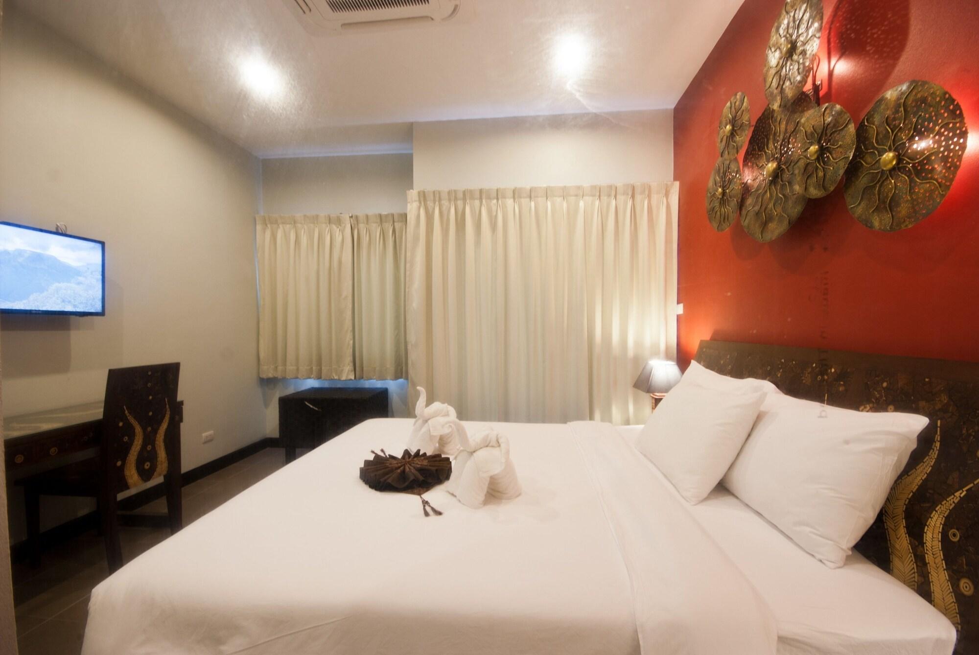 Youdee Hotel Patong - Formerly Meir Jarr Hotel Patong Exterior photo